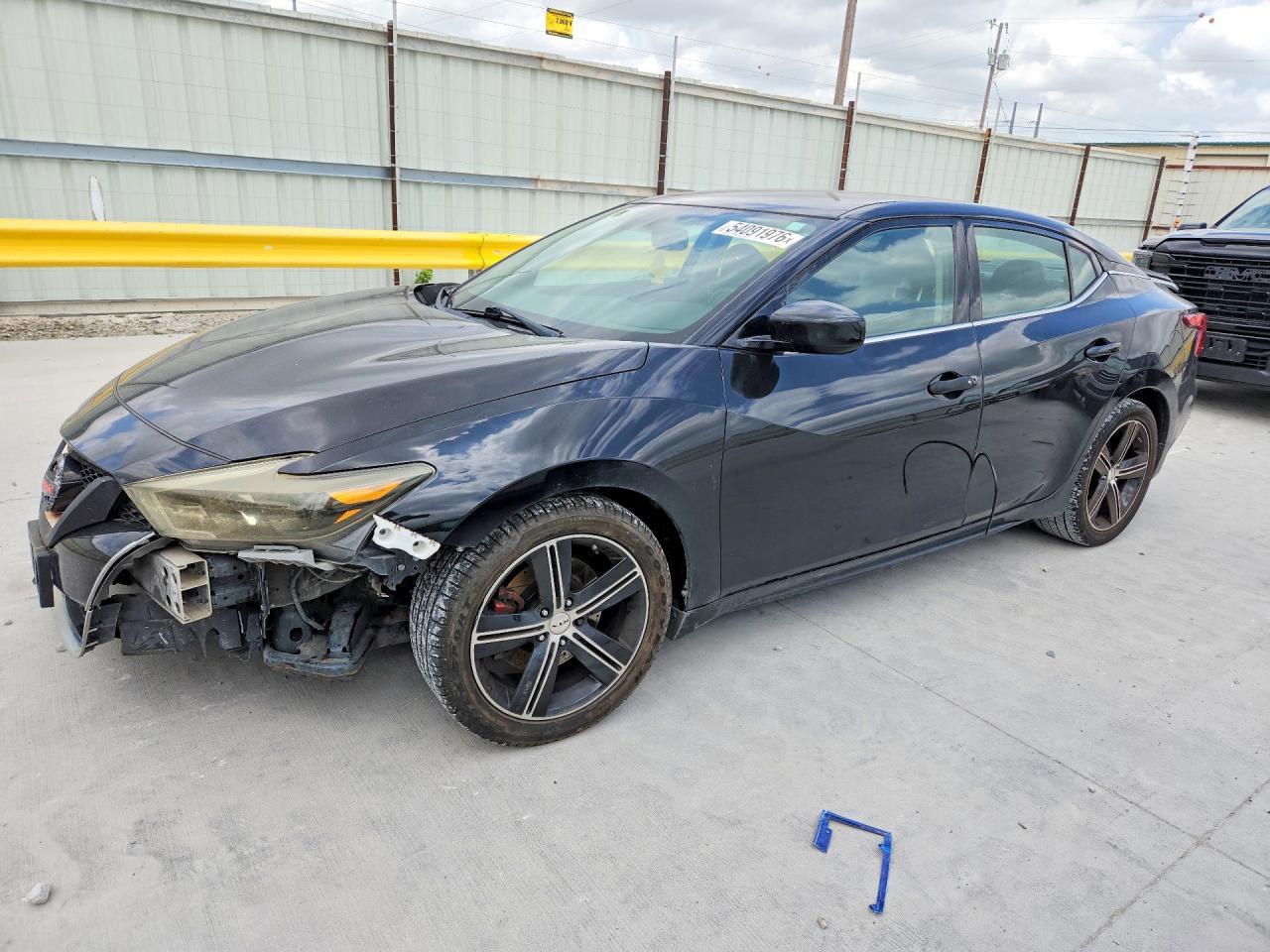 2016 NISSAN Maxima
