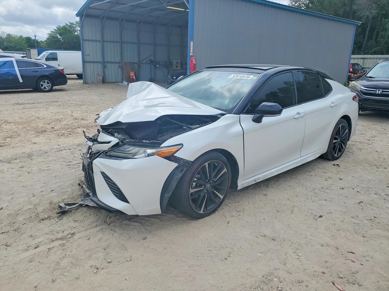 2019 TOYOTA CAMRY