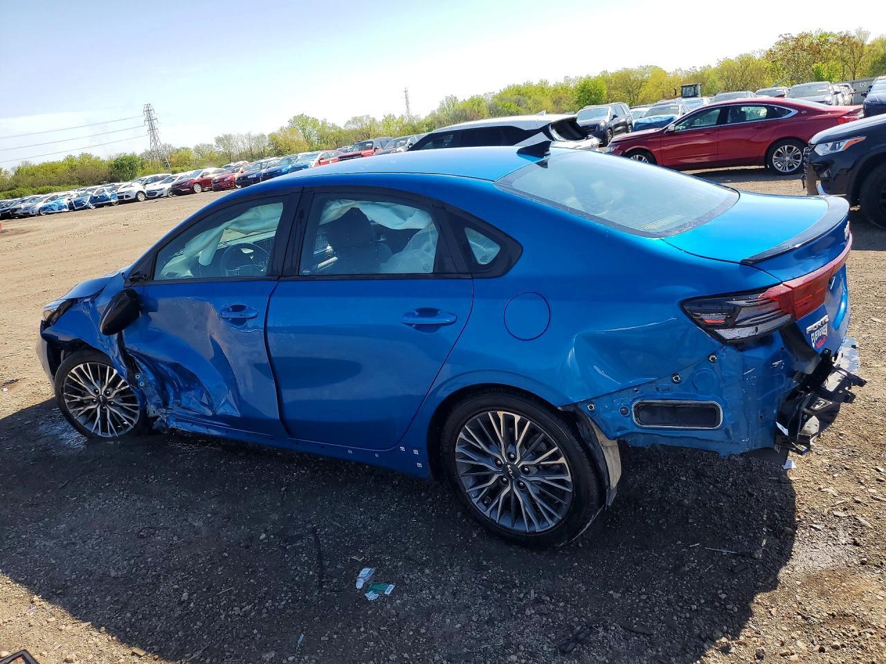 2024 KIA FORTE