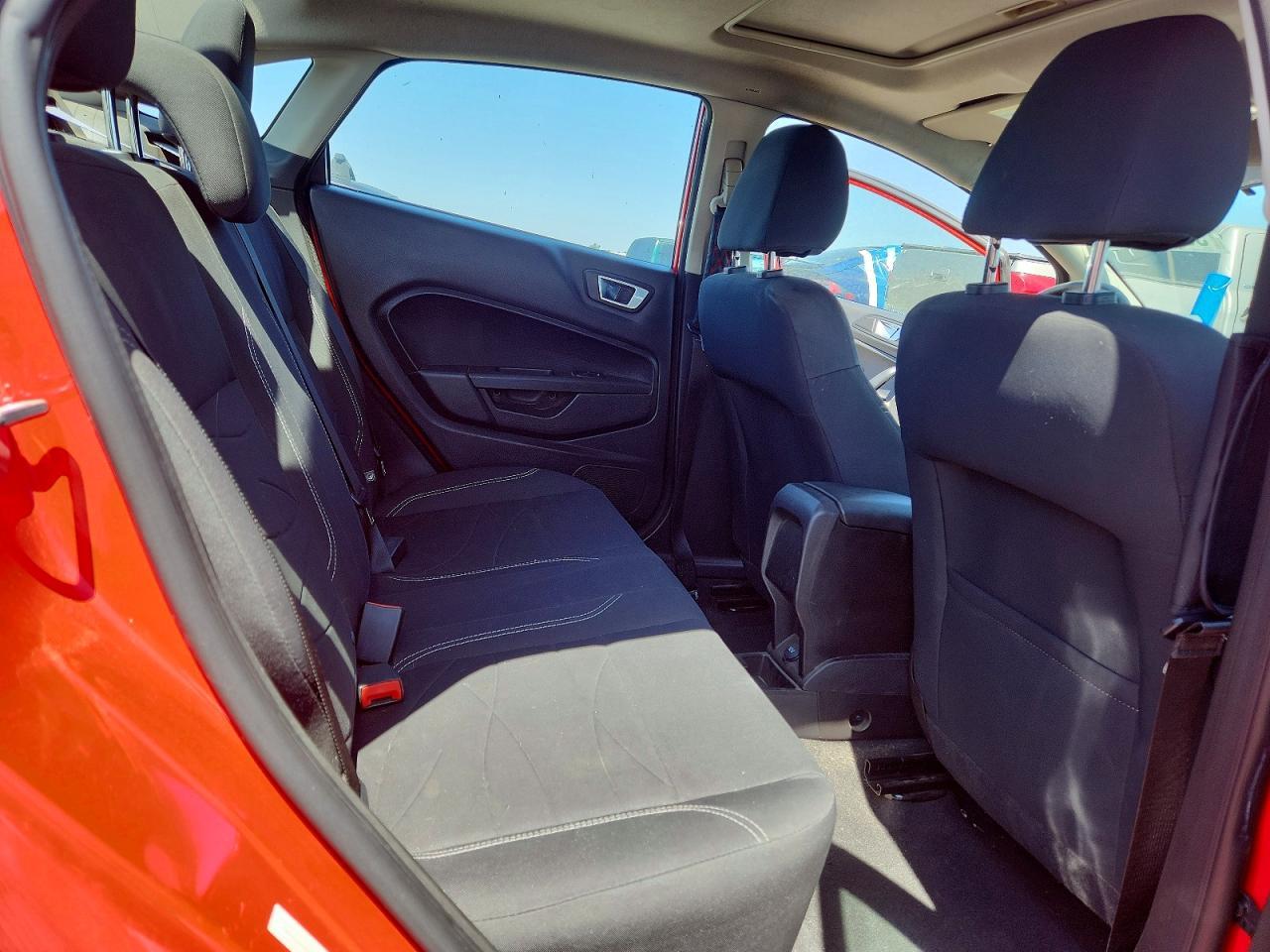 2014 FORD Fiesta