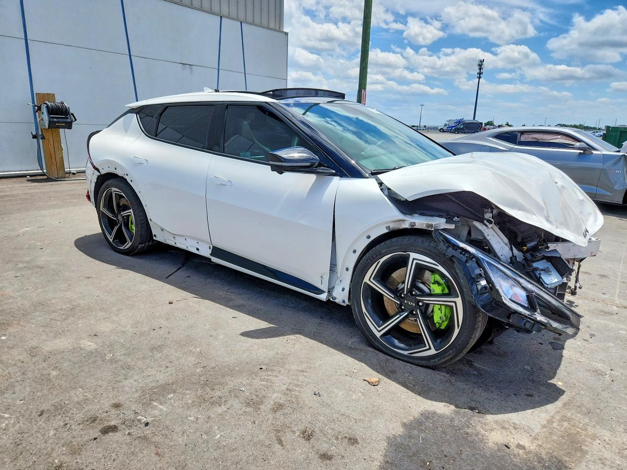 2023 KIA EV6