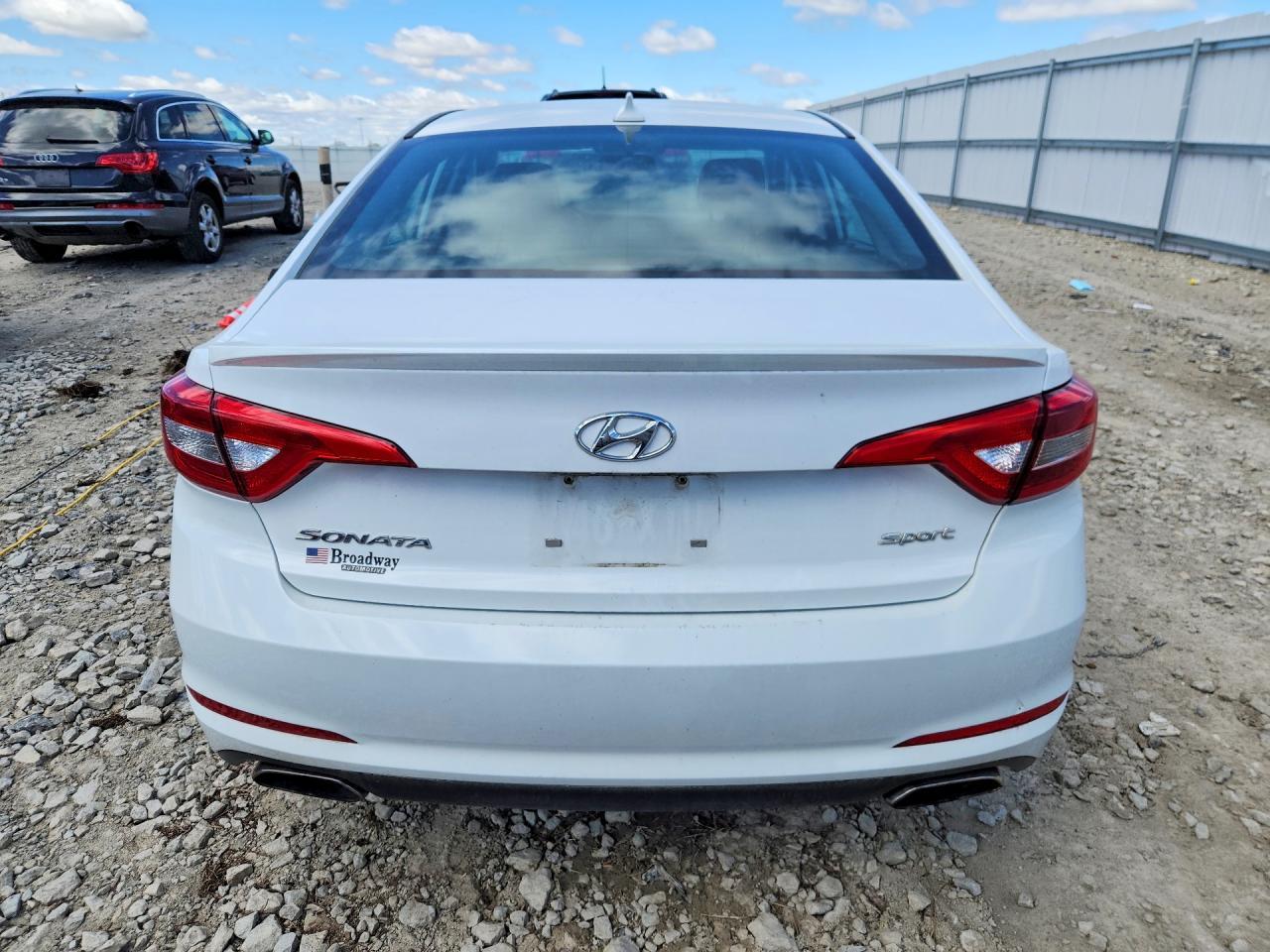 2015 HYUNDAI SONATA