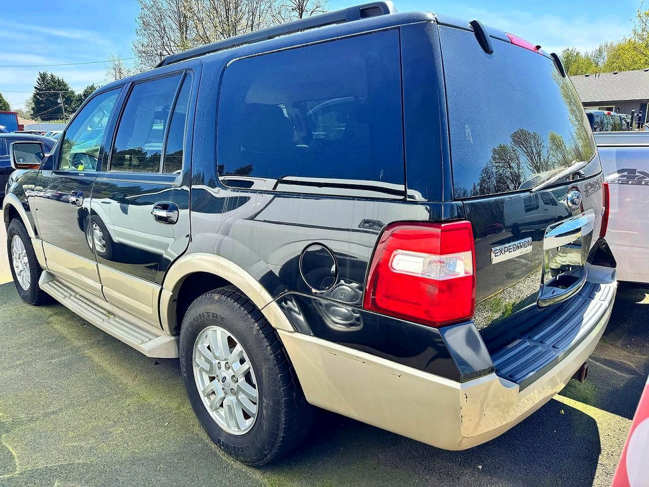 2010 FORD Expedition