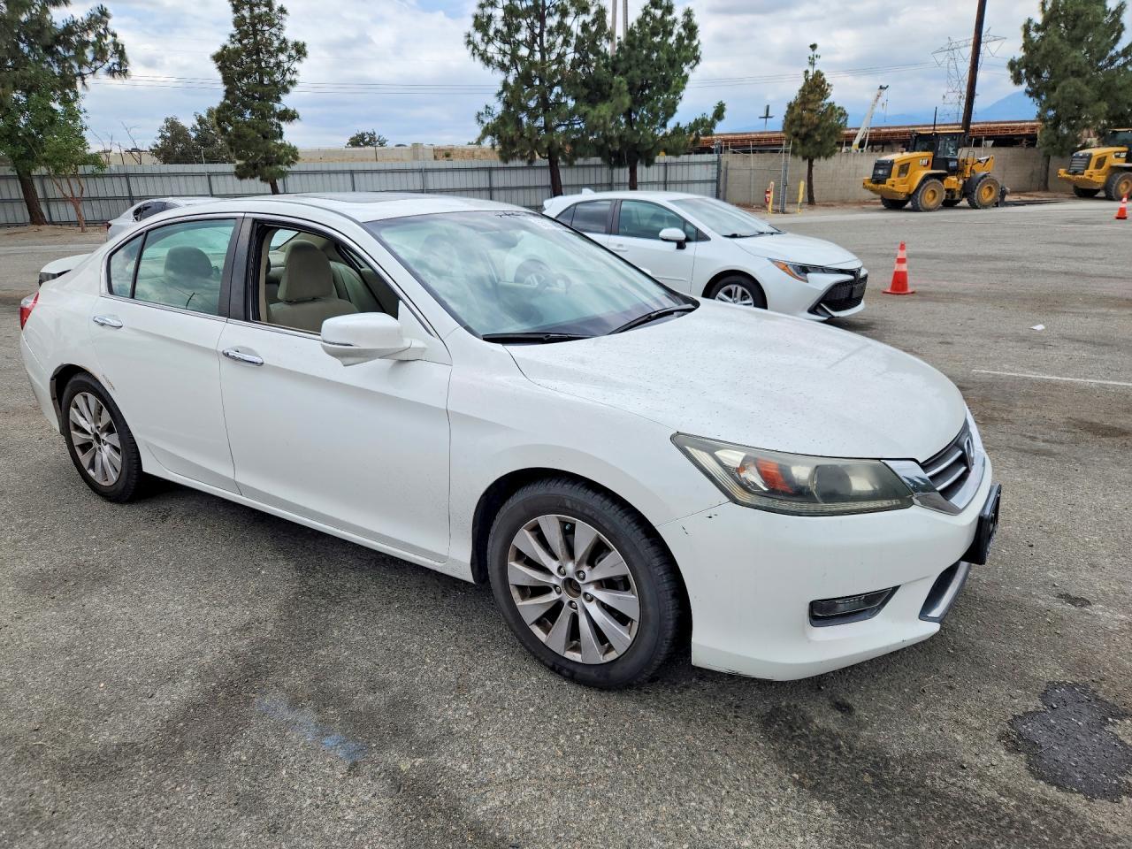 2015 HONDA ACCORD
