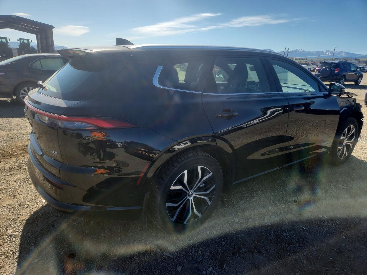 2025 TOYOTA Crown