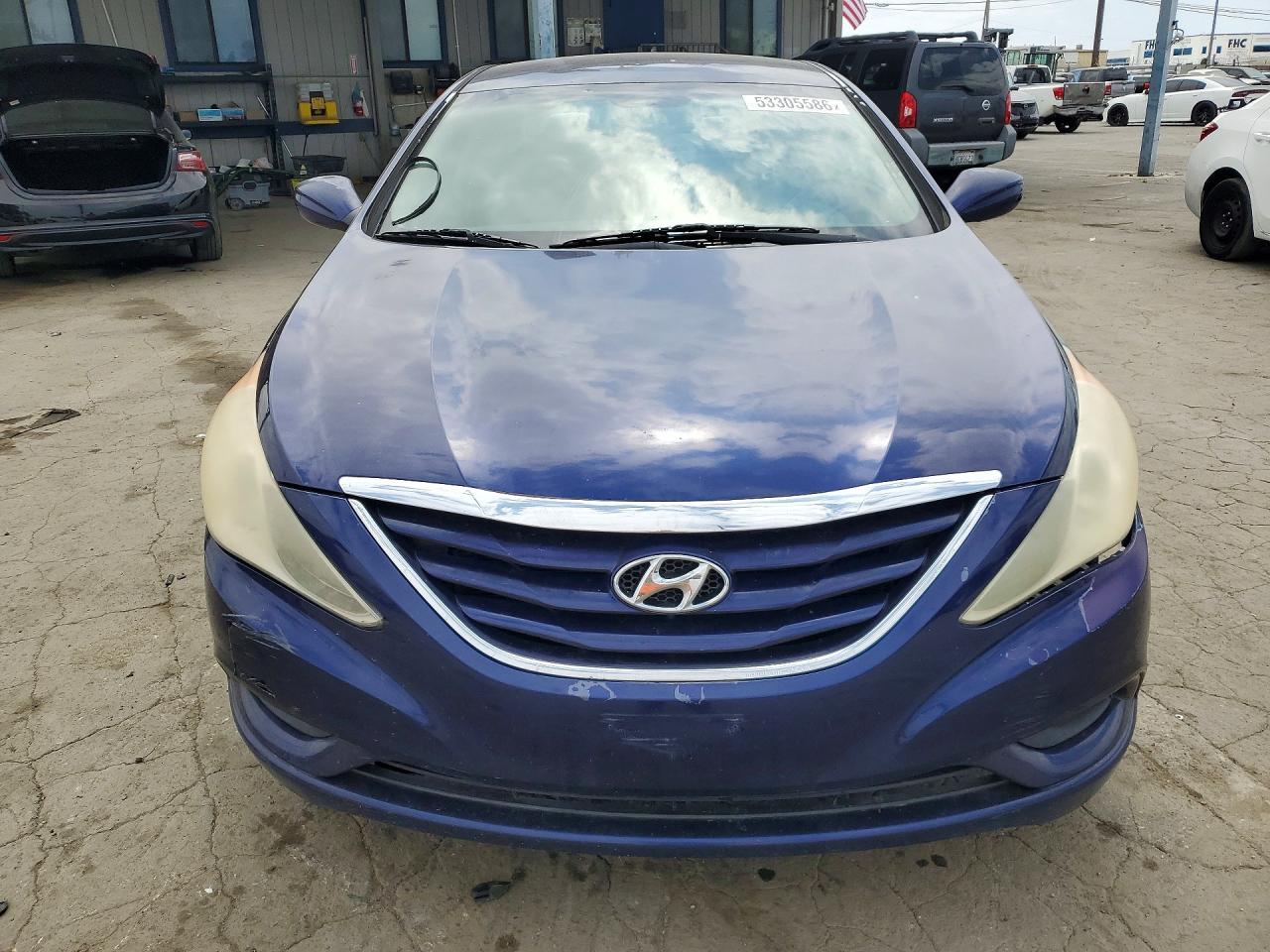 2011 HYUNDAI SONATA