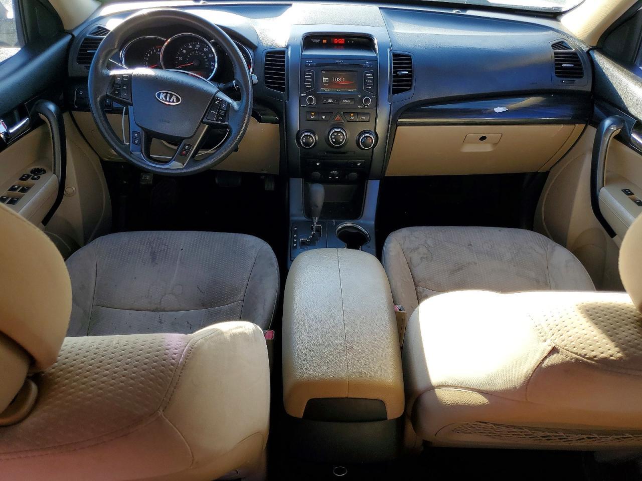 2013 KIA SORENTO