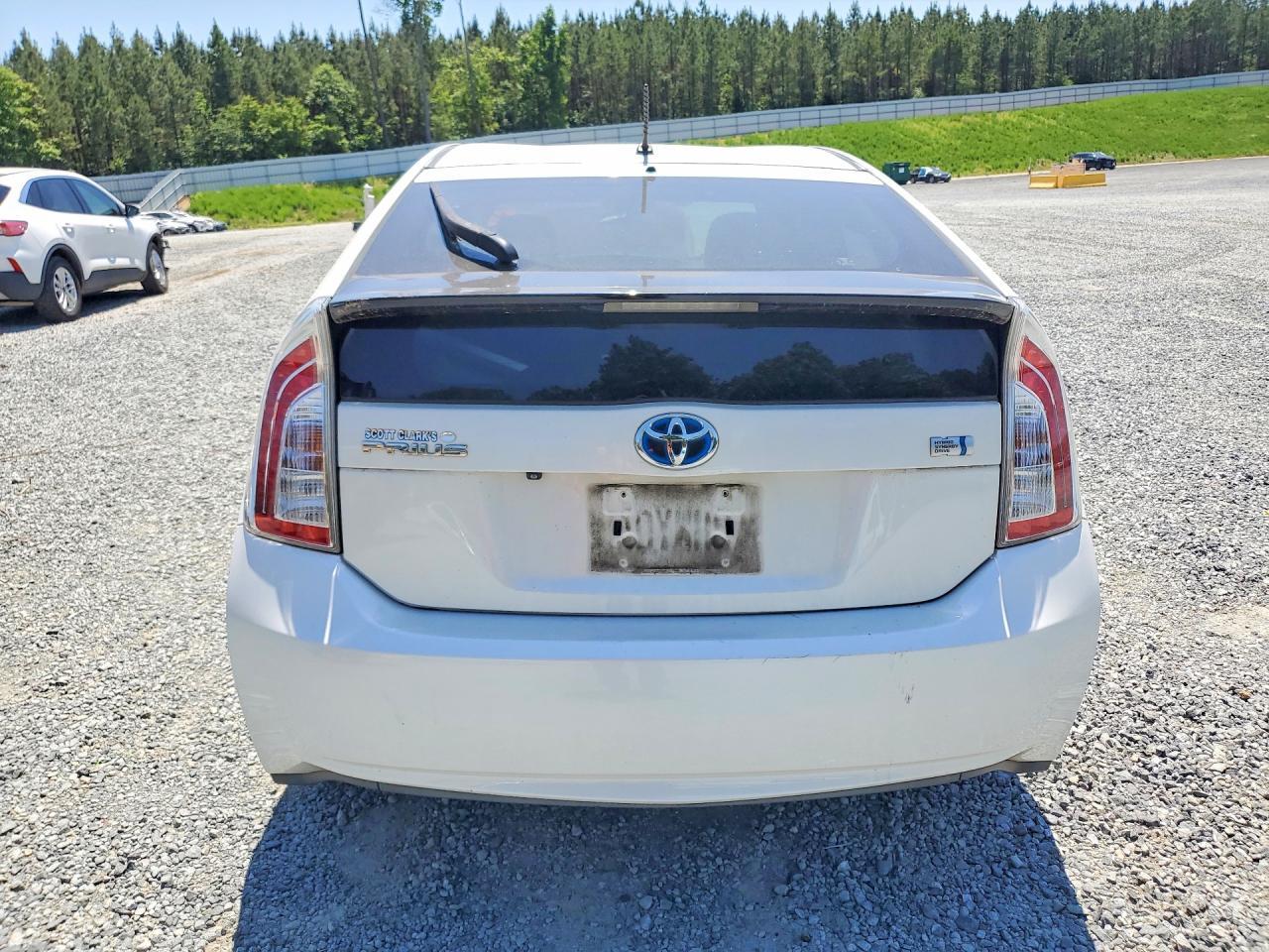 2015 TOYOTA PRIUS
