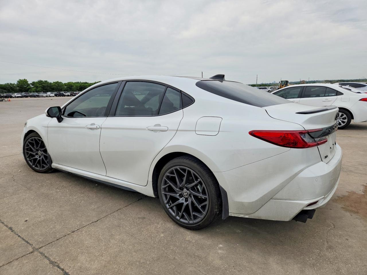 2025 TOYOTA CAMRY