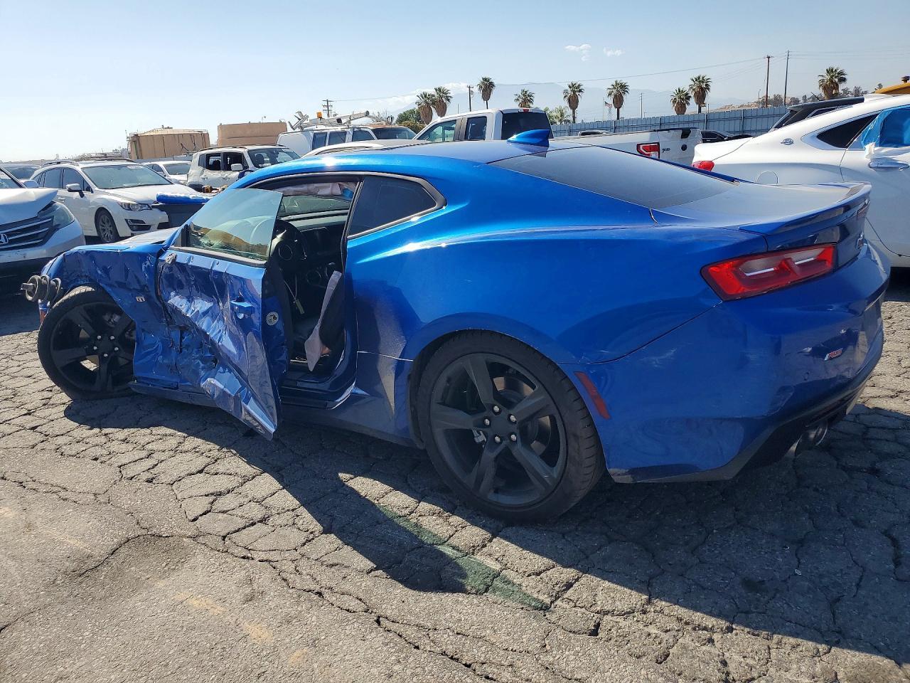 2018 CHEVROLET Camaro