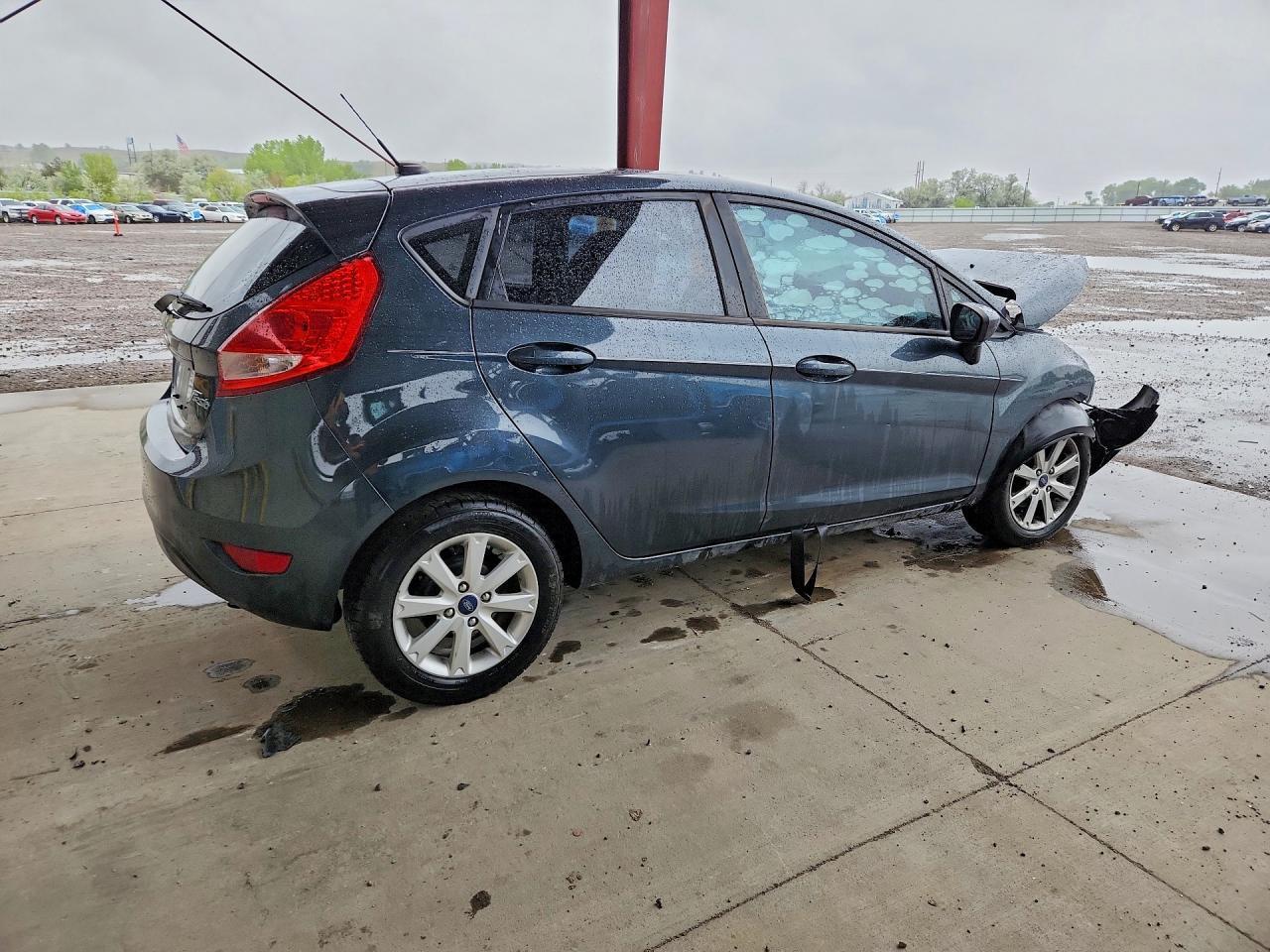 2011 FORD Fiesta