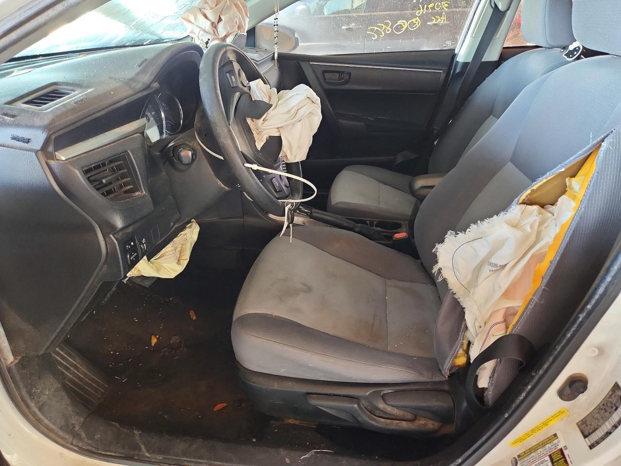 2015 TOYOTA COROLLA