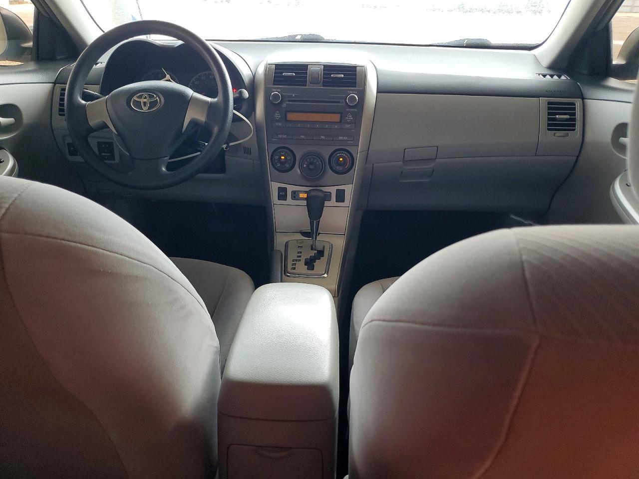 2011 TOYOTA COROLLA