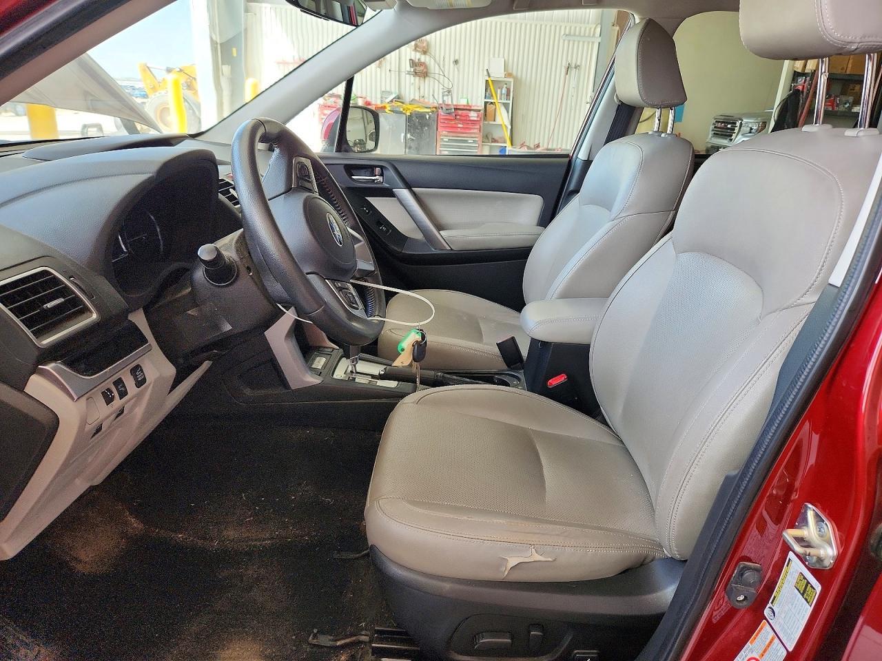 2017 SUBARU FORESTER