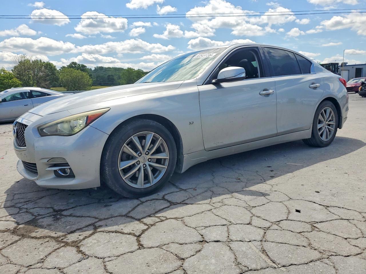 2014 INFINITI Q50