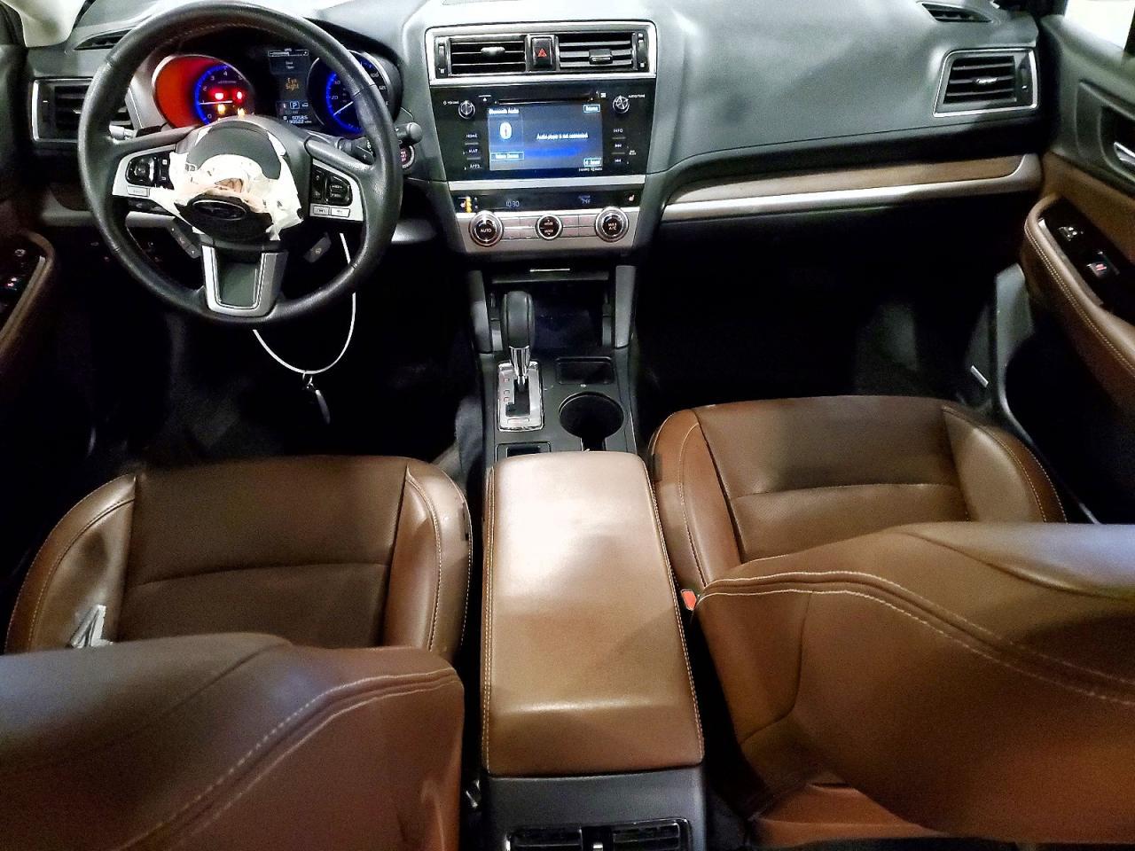 2017 SUBARU Outback