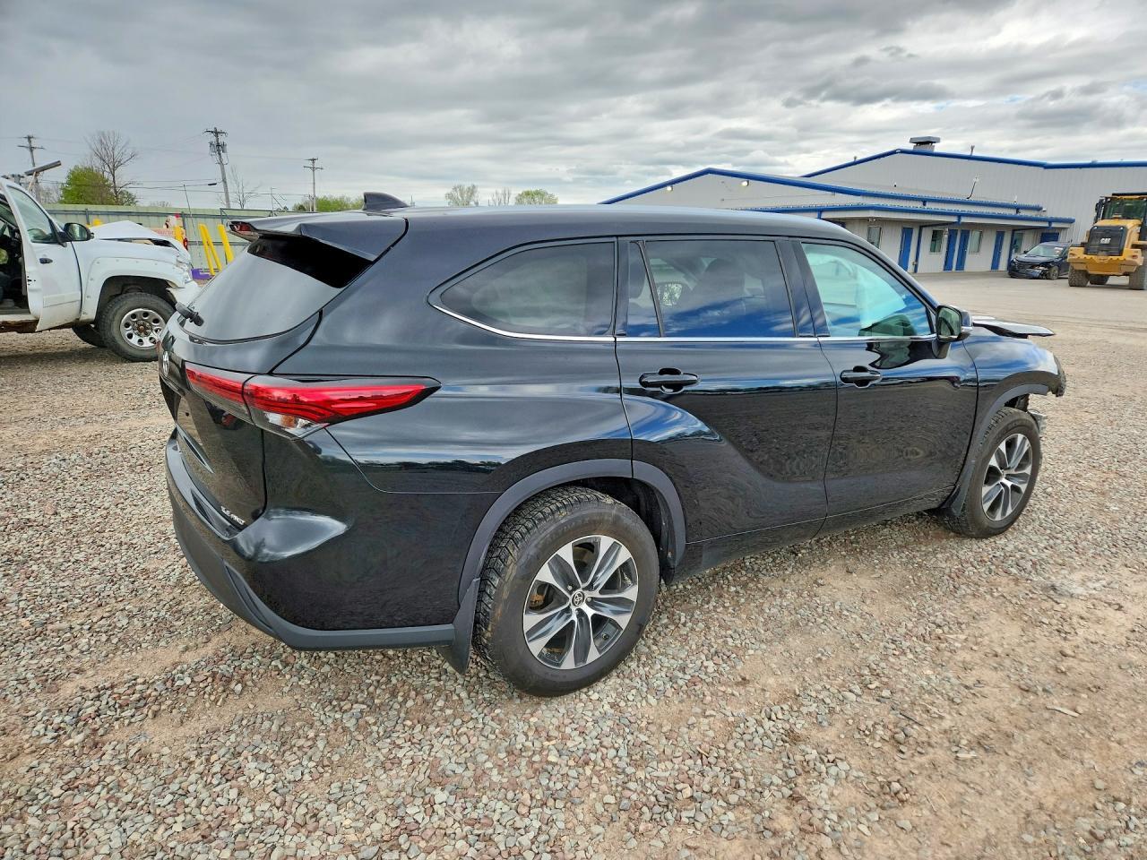 2021 TOYOTA HIGHLANDER