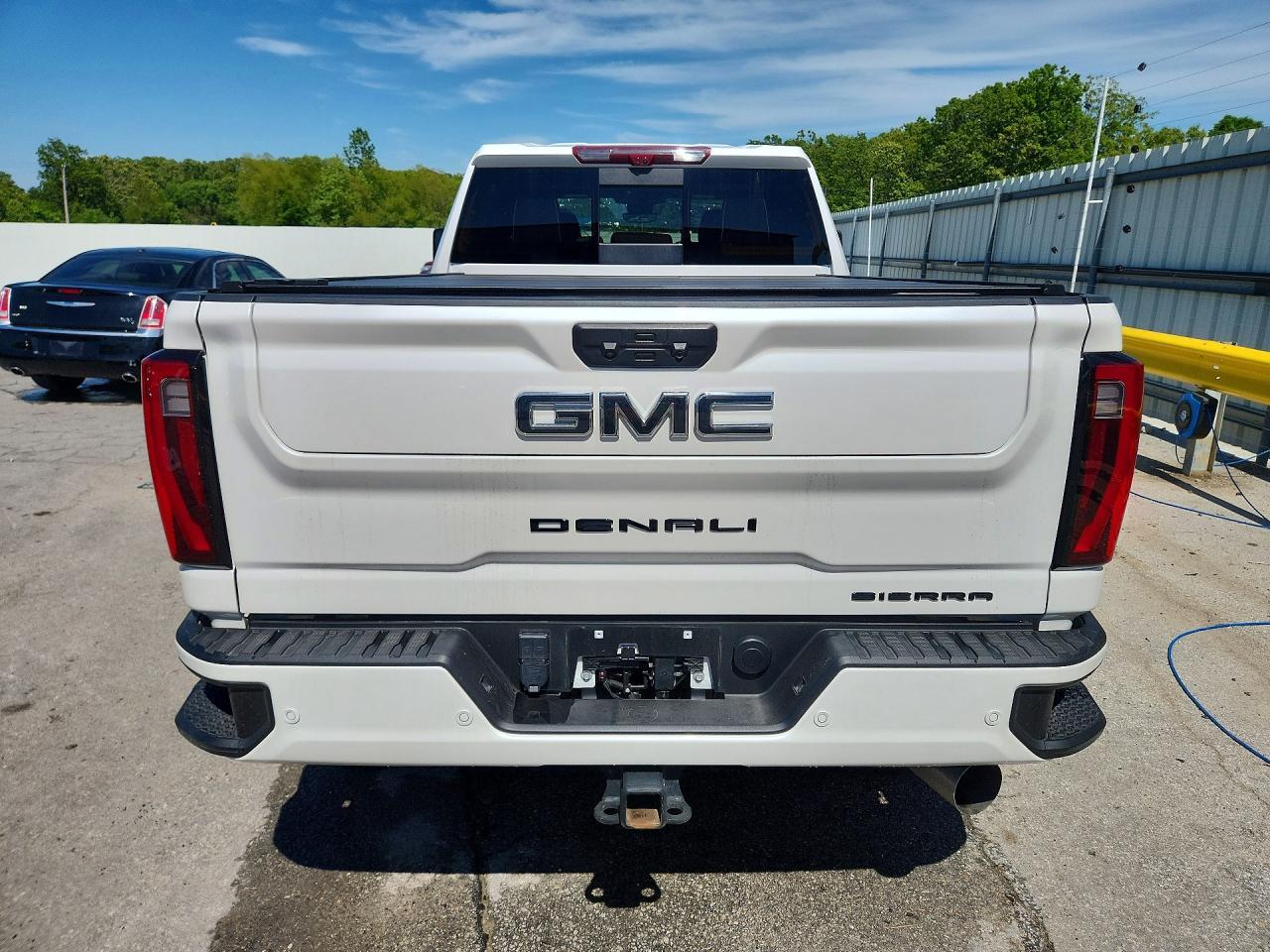 2024 GMC Sierra