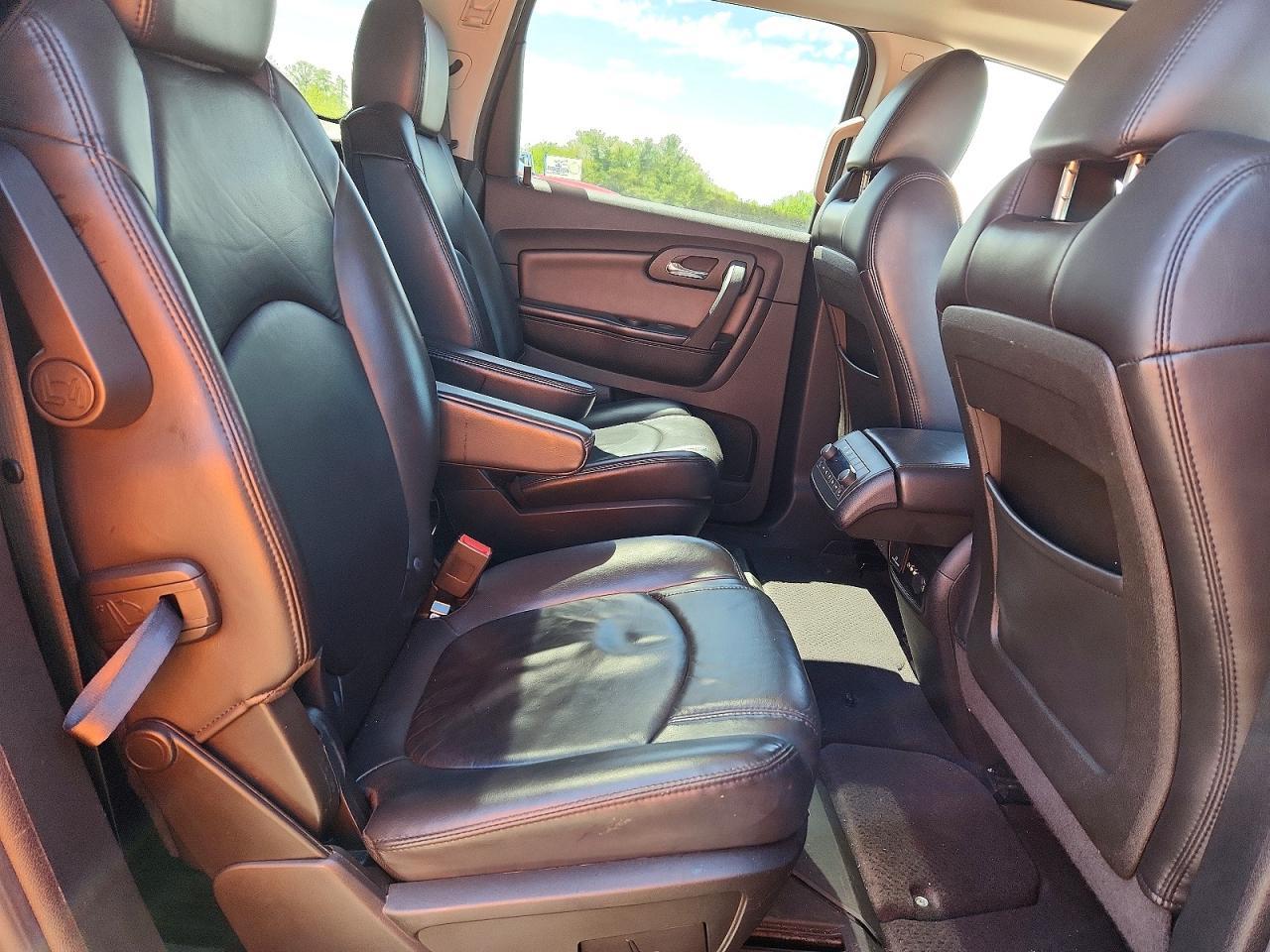 2011 CHEVROLET TRAVERSE