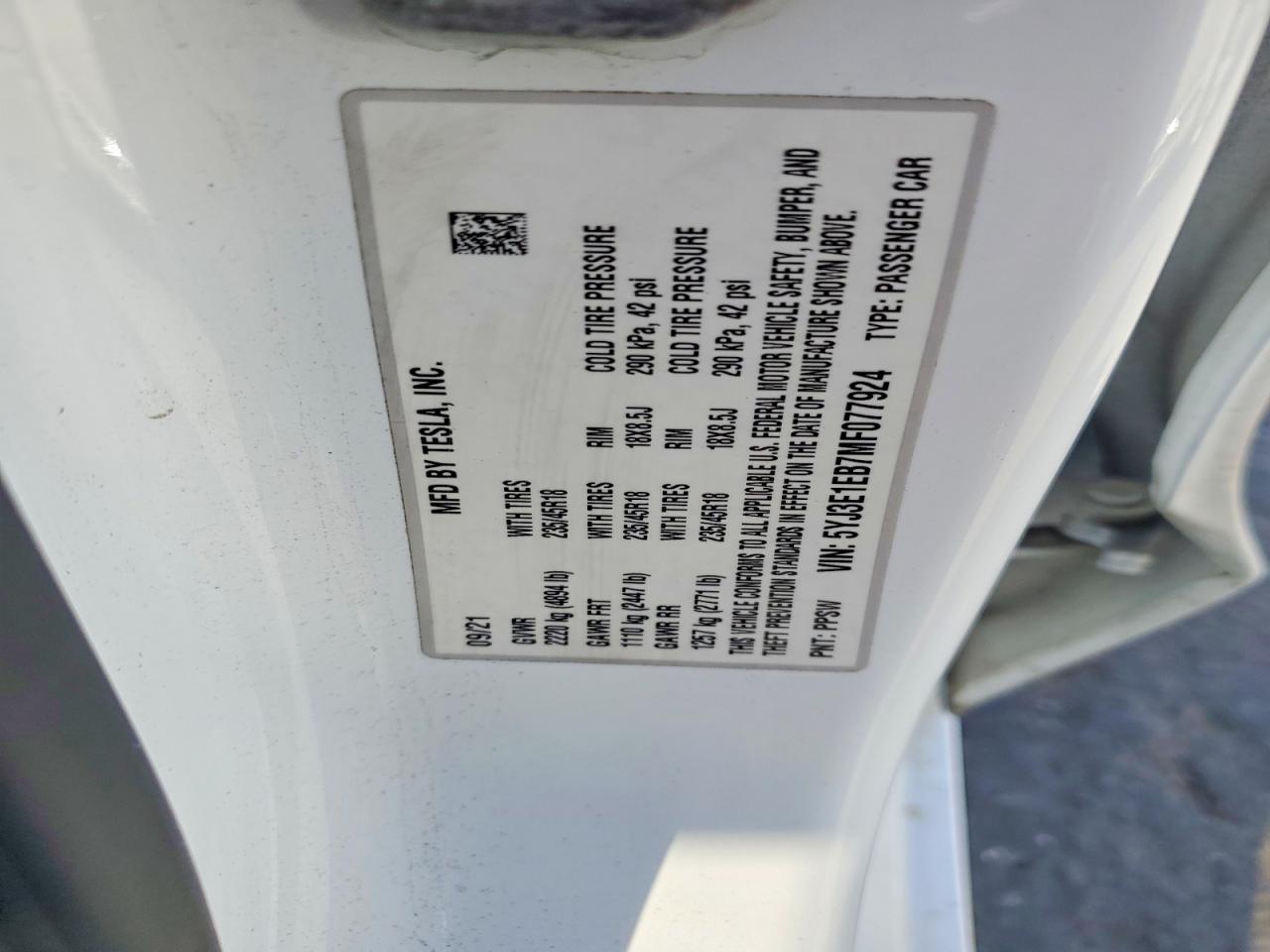 2021 TESLA MODEL 3