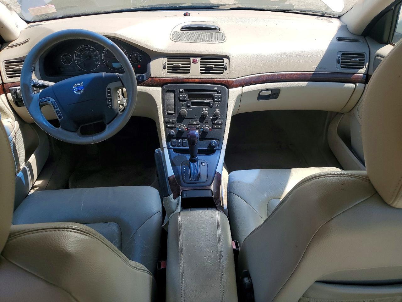 2004 VOLVO S80