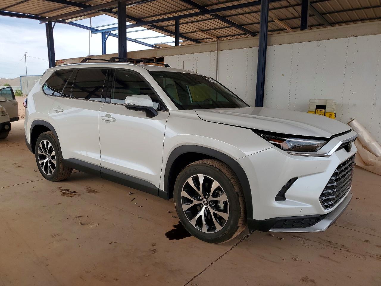 2025 TOYOTA HIGHLANDER