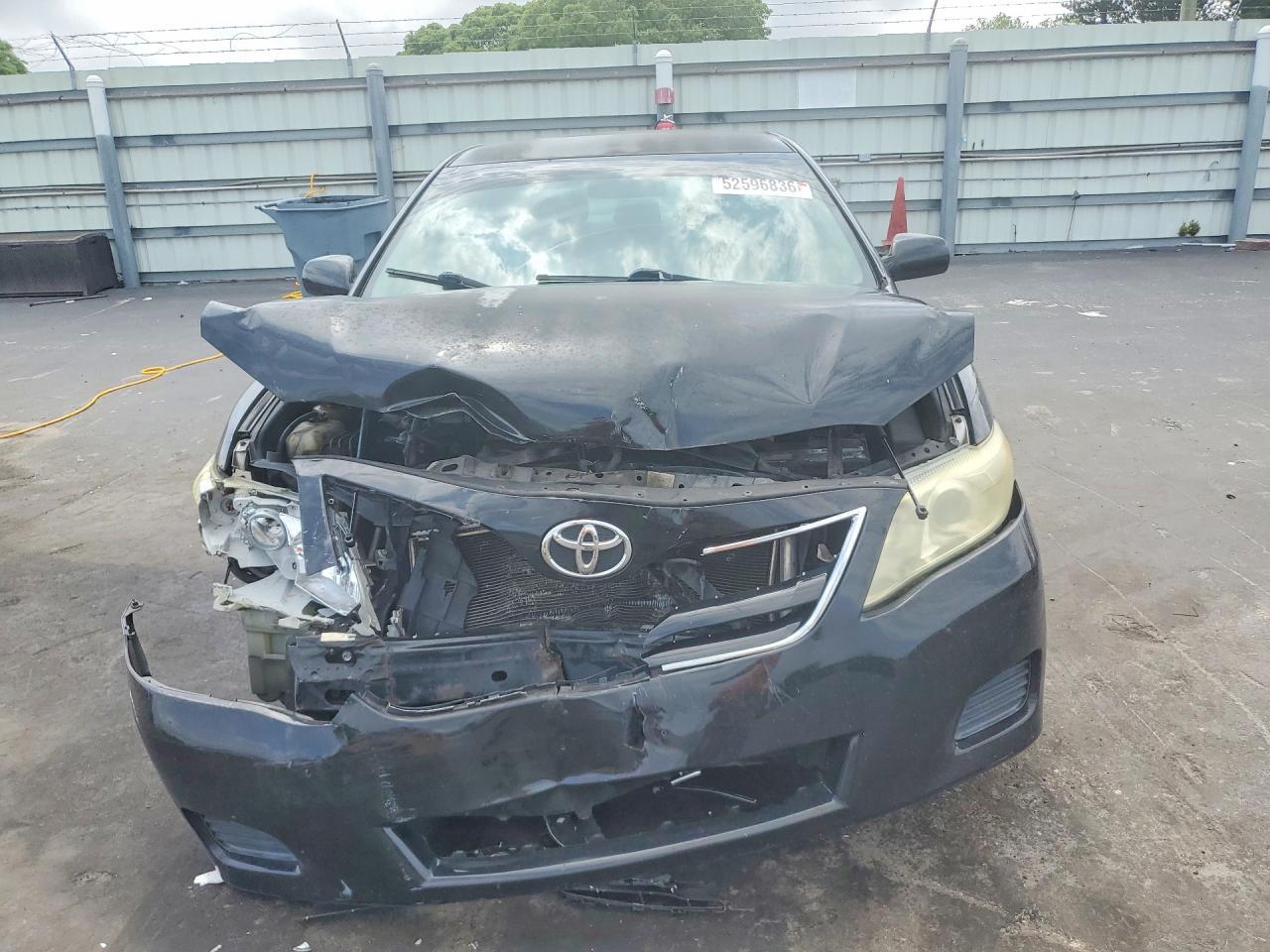 2011 TOYOTA CAMRY