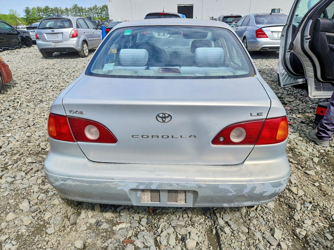 2001 TOYOTA COROLLA