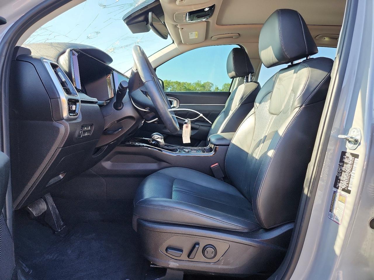 2023 KIA SORENTO