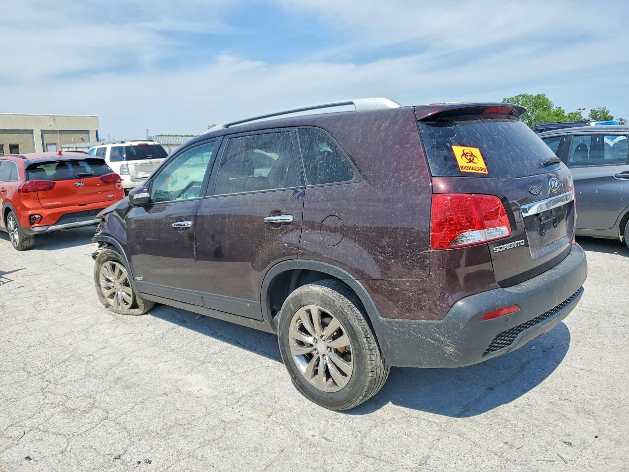 2011 KIA SORENTO