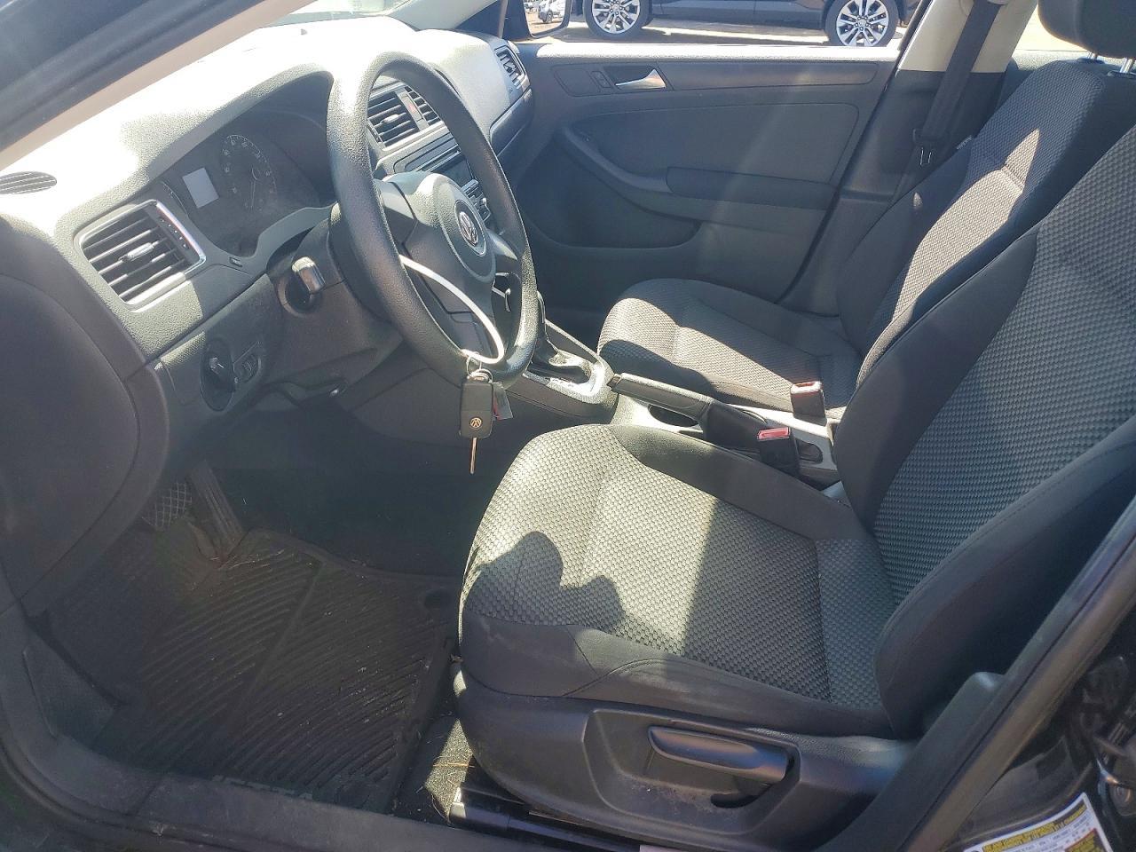 2012 VOLKSWAGEN JETTA