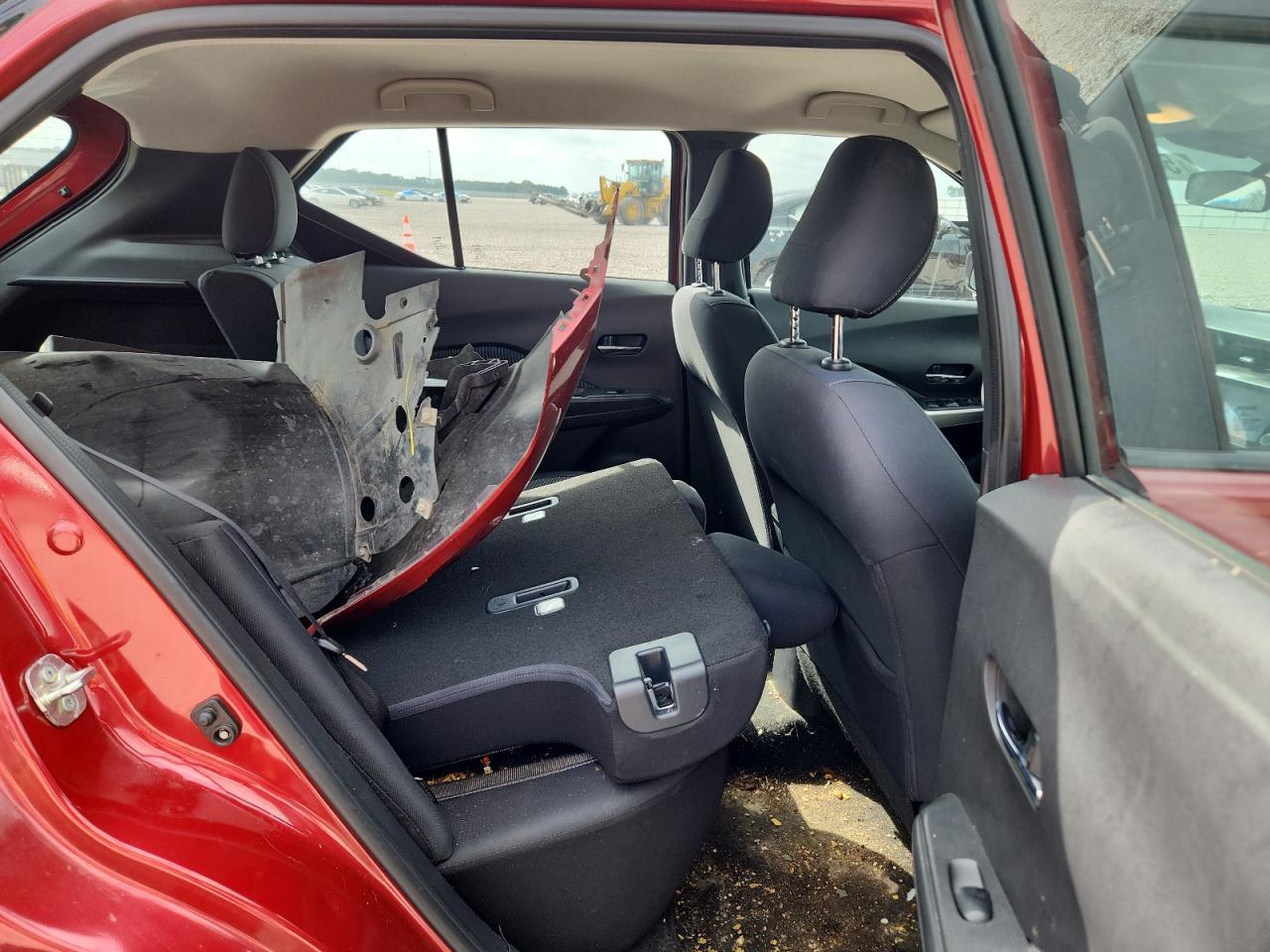2020 NISSAN KICKS