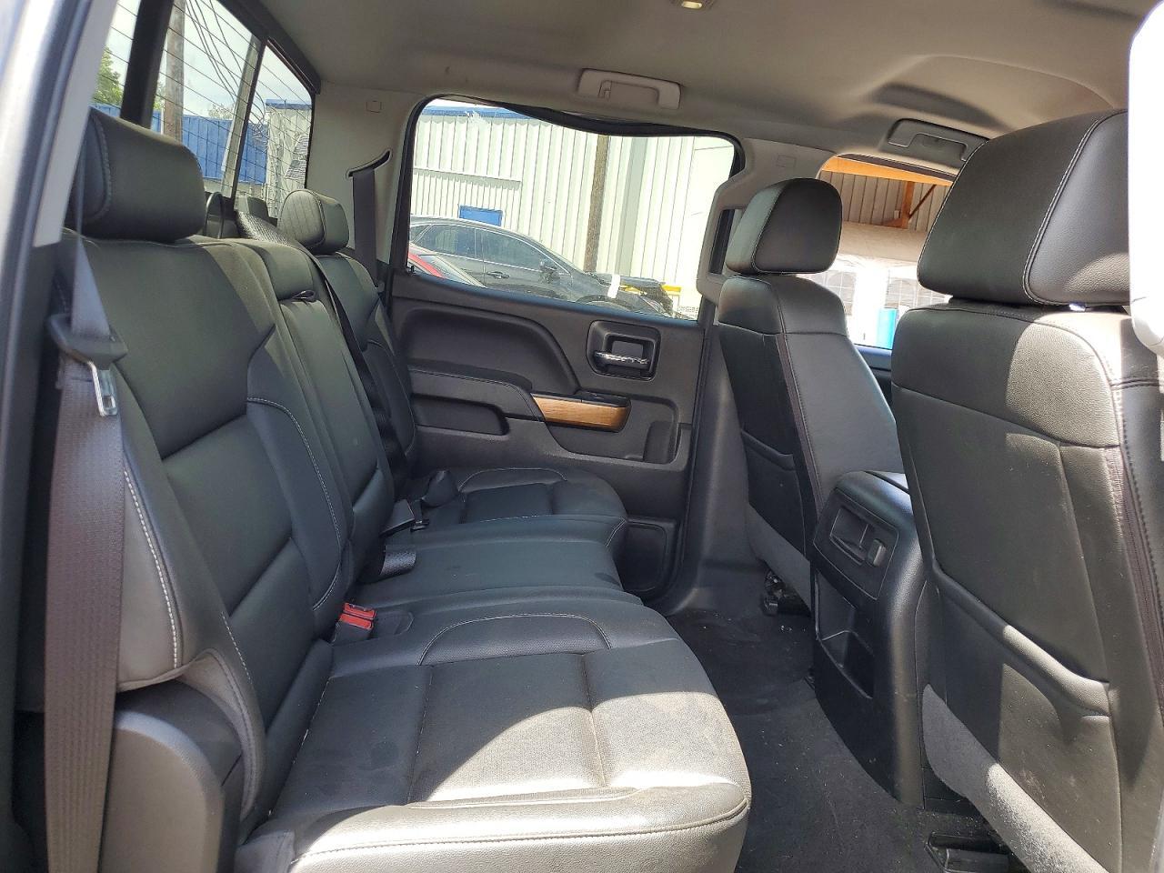 2018 CHEVROLET Silverado