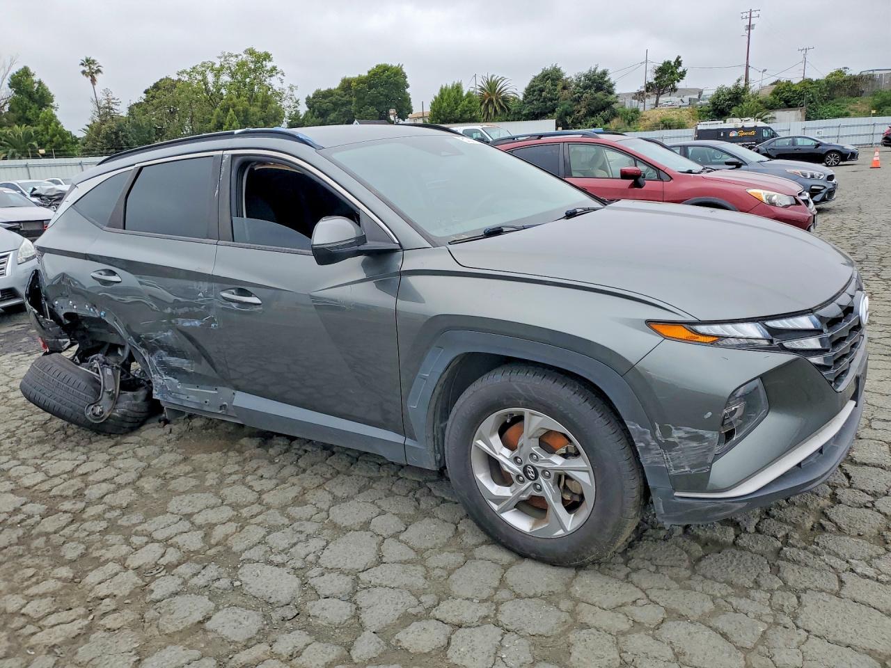 2022 HYUNDAI TUCSON