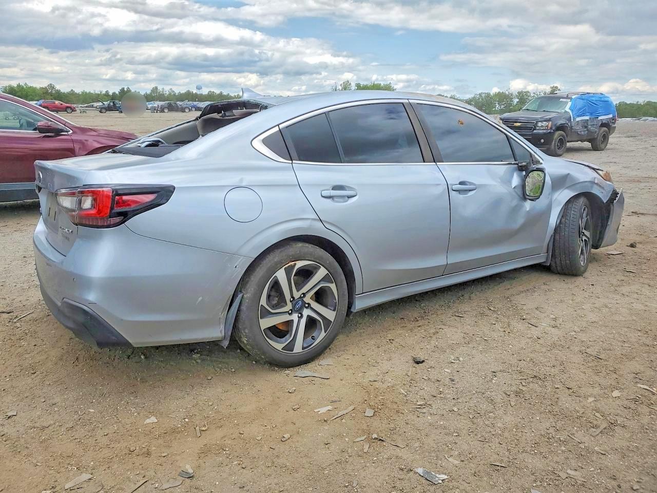 2020 SUBARU Legacy