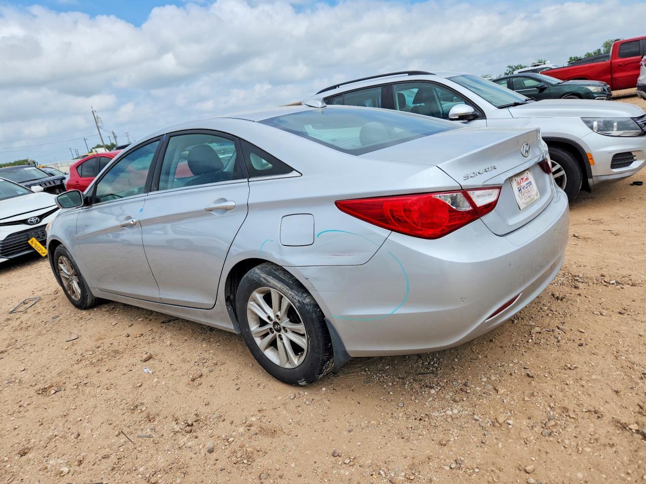 2013 HYUNDAI SONATA