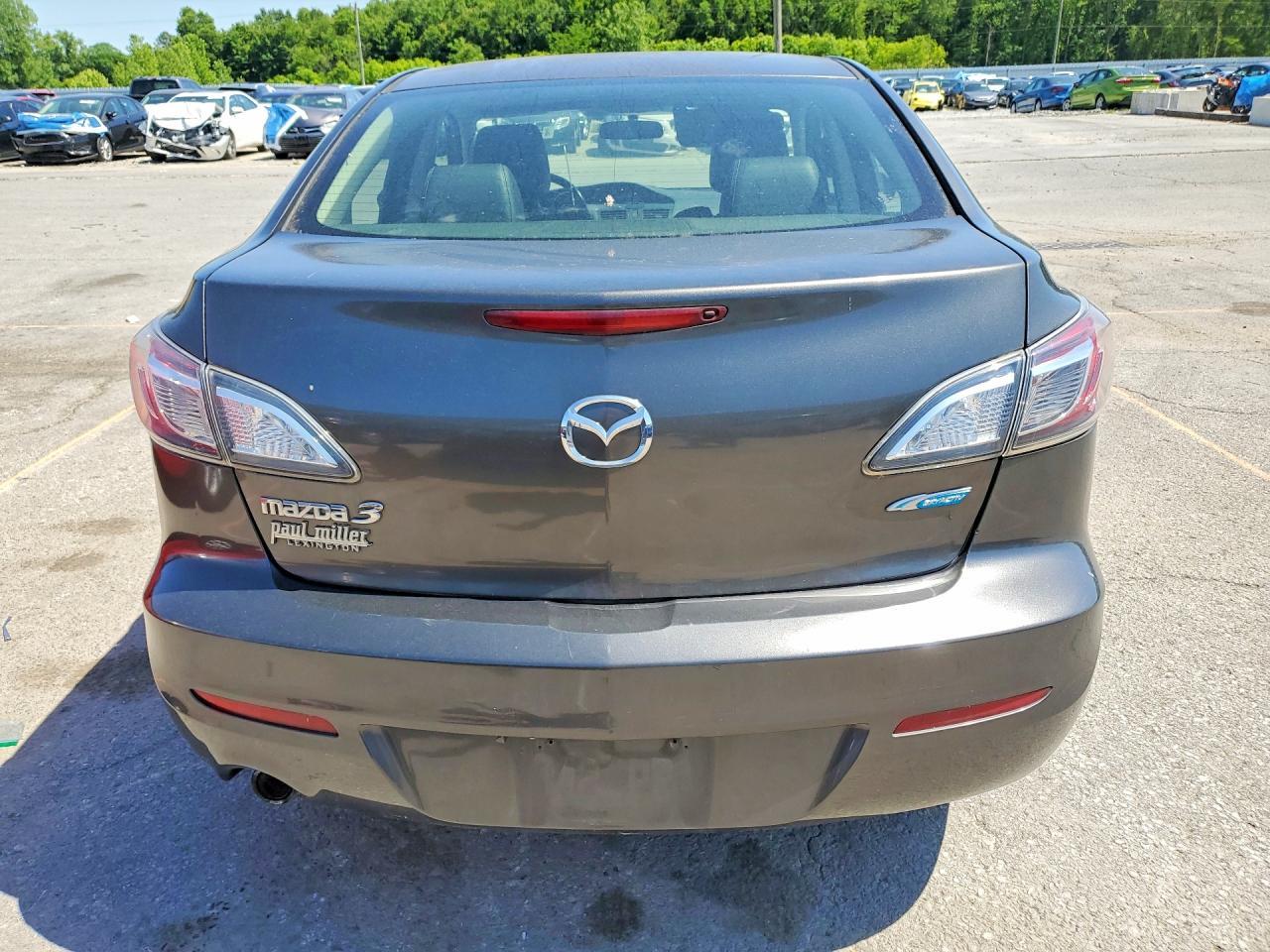2013 MAZDA 3