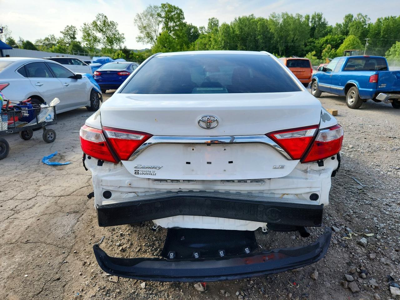 2016 TOYOTA CAMRY