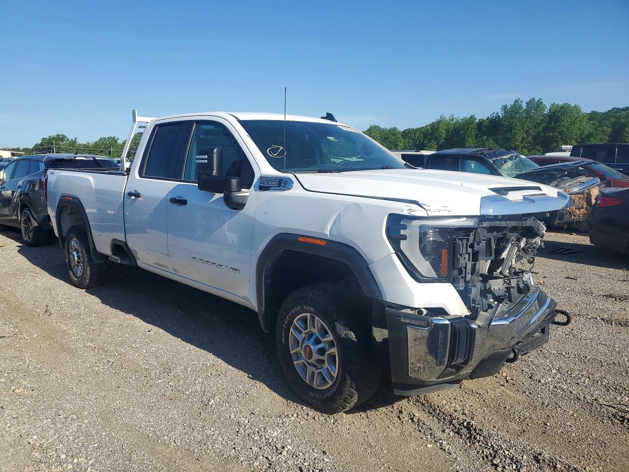 2024 GMC Sierra