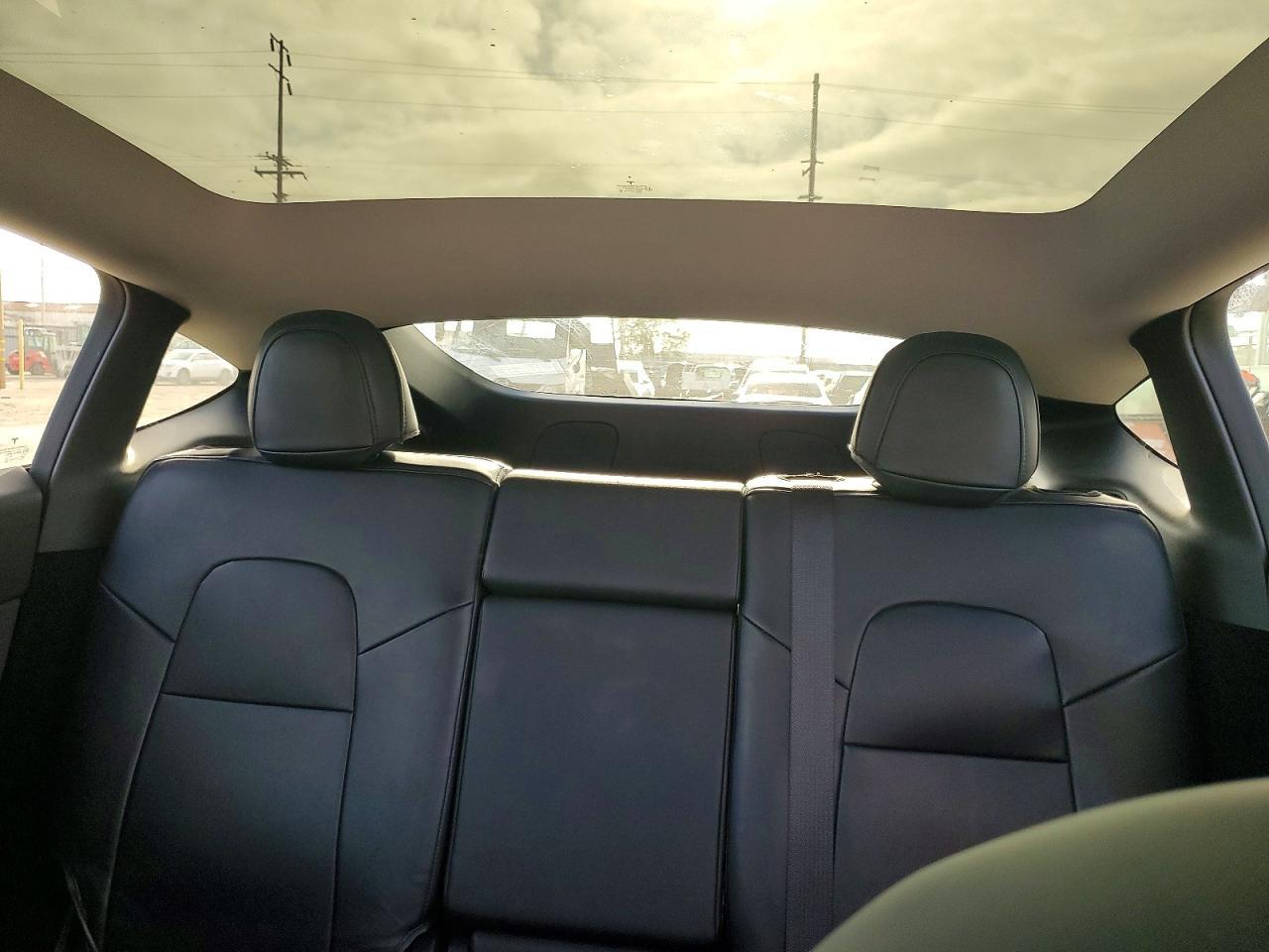 2024 TESLA MODEL Y
