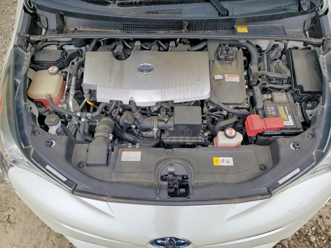 2016 TOYOTA PRIUS