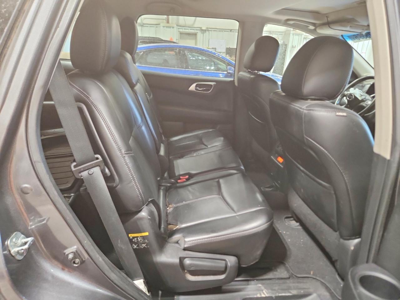 2015 NISSAN PATHFINDER