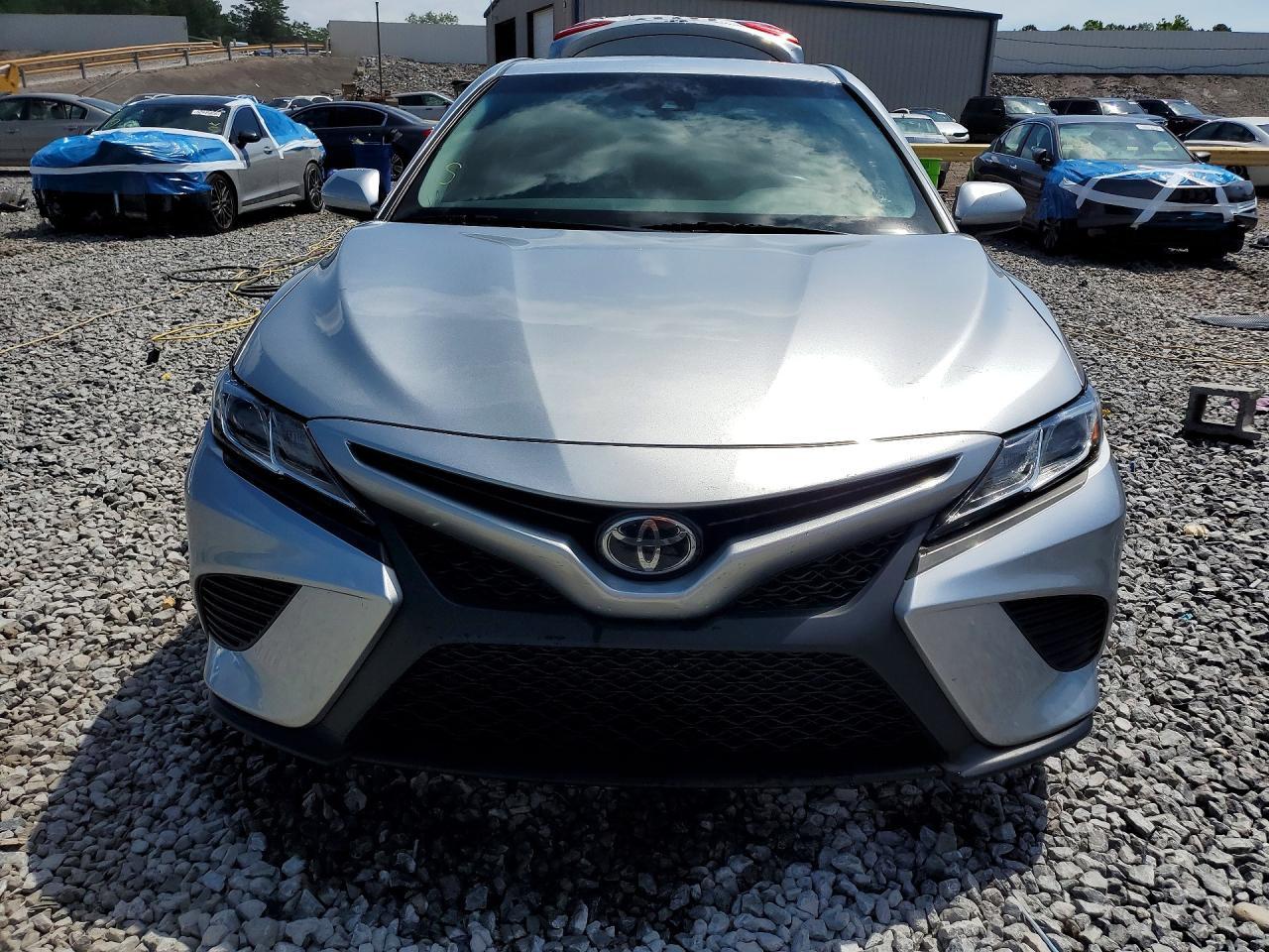 2018 TOYOTA CAMRY