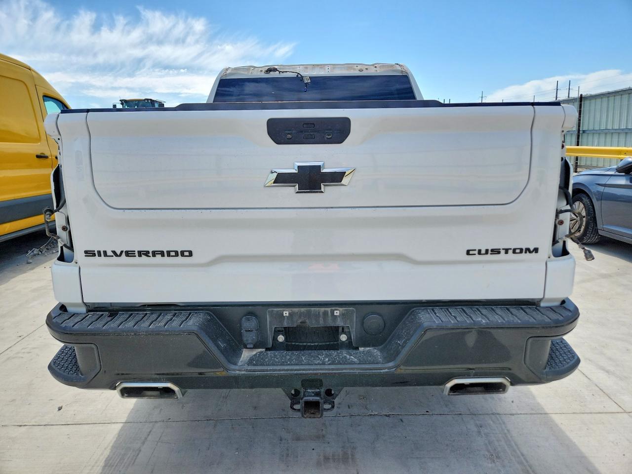 2021 CHEVROLET Silverado