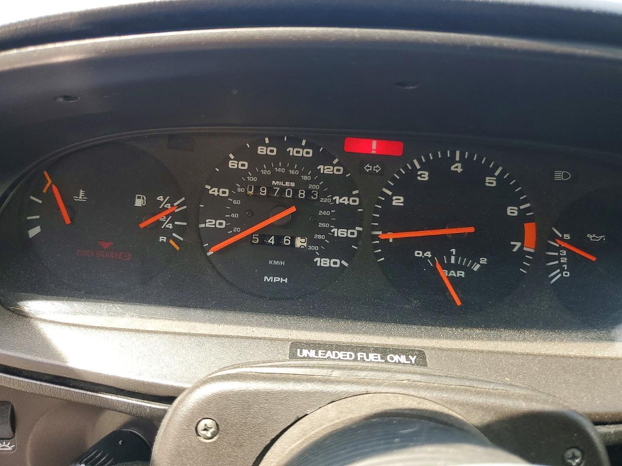 1987 PORSCHE 944