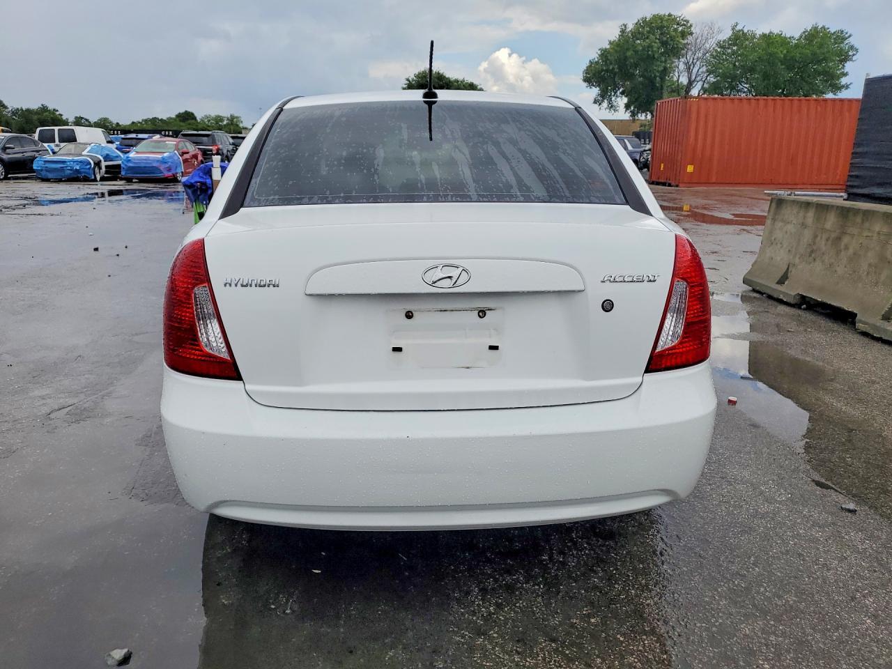 2011 HYUNDAI ACCENT