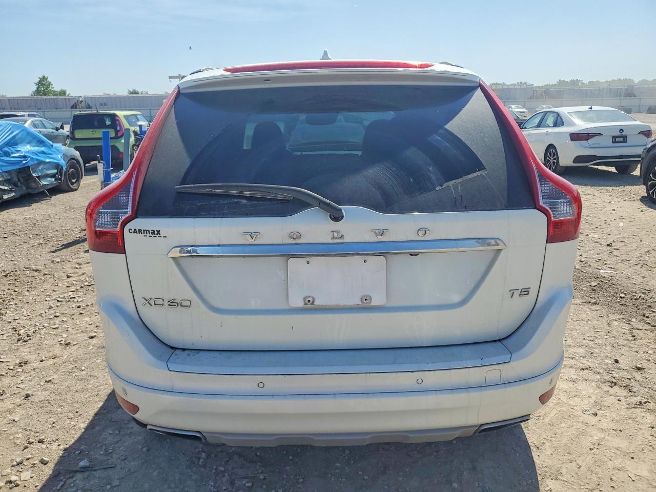 2017 VOLVO XC60