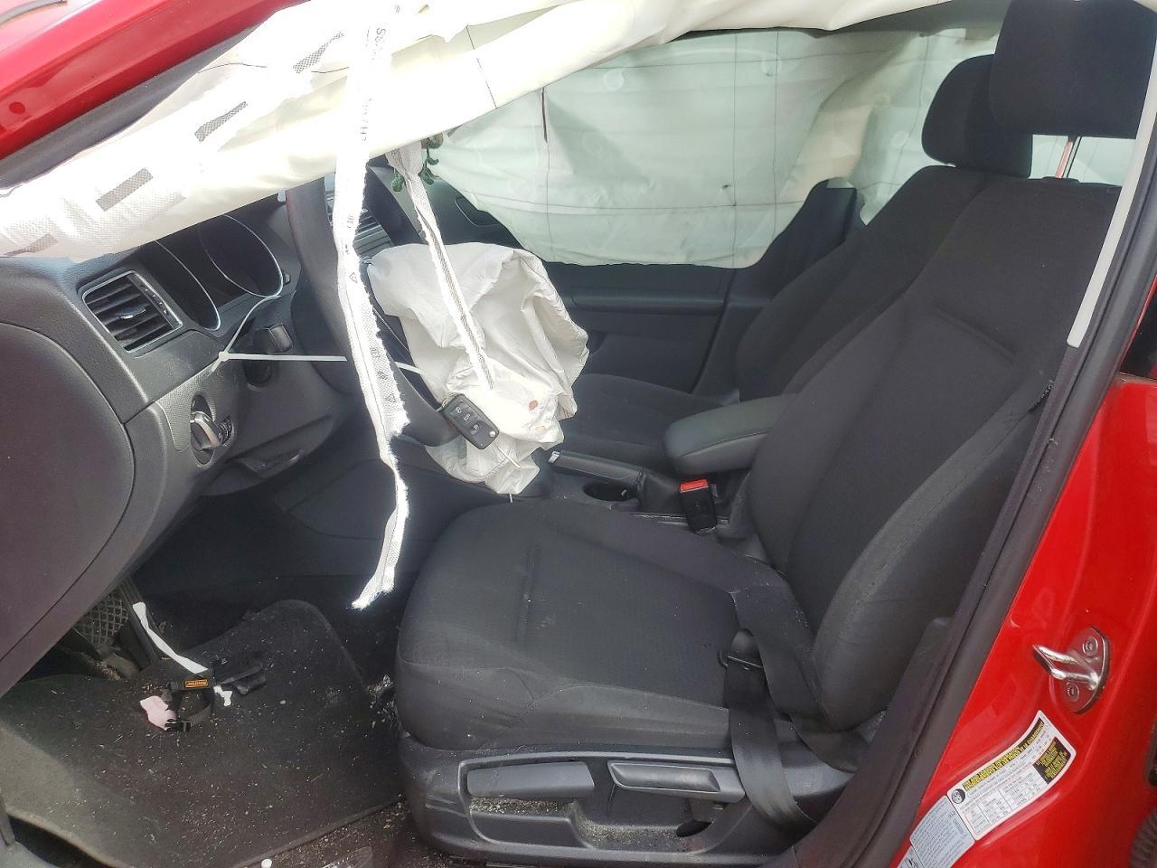 2015 VOLKSWAGEN JETTA