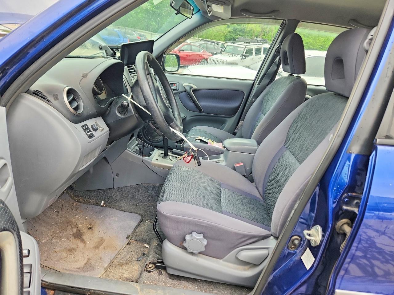 2003 TOYOTA RAV4