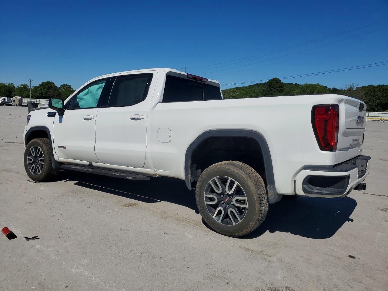 2023 GMC Sierra